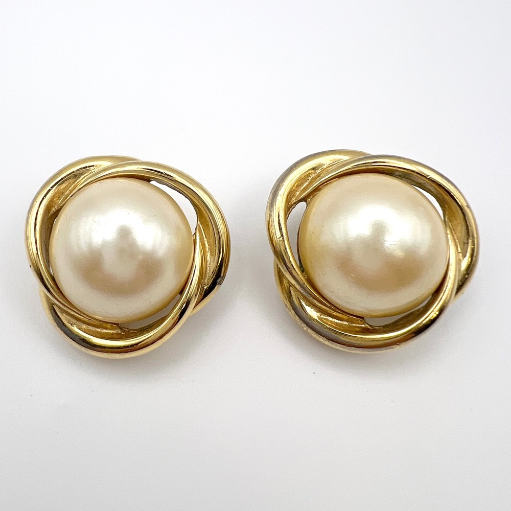 Richelieu Vintage Gold Tone Faux Pearl Knot Clip On Earrings Oversized Round 1"